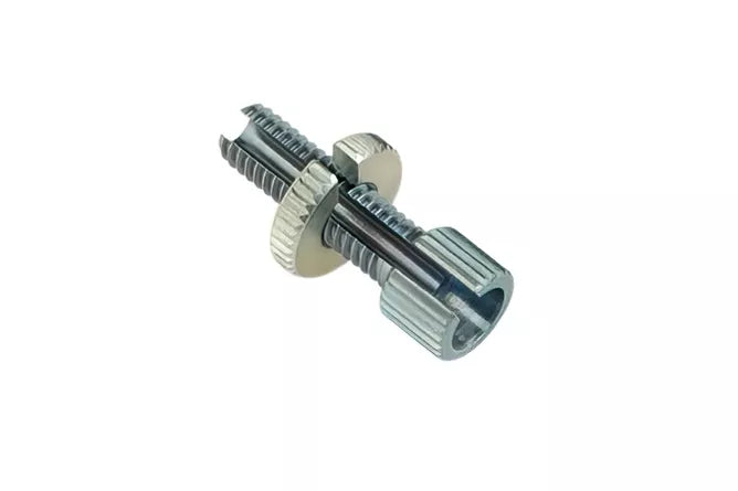 JUSTERSKRUV M6X1.00 - L.18MM - D.6MM