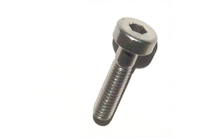 Skruv M8 x1.25-30 Peugeot Tweet
