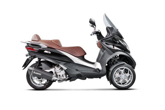 Slip-on Avgassystem Akrapovic Piaggio MP3 400 svart