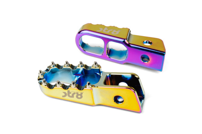 Passagerar fotpinnar Derbi STR8 CNC Neochrome (set)